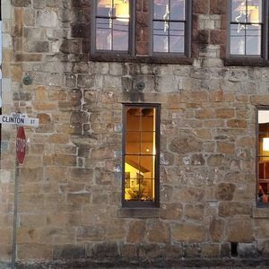 Meet your Posher, Clinton